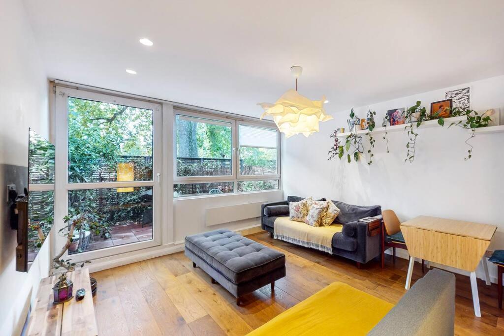 Charming 2-Bedroom Maisonette With Private Garden London Eksteriør billede