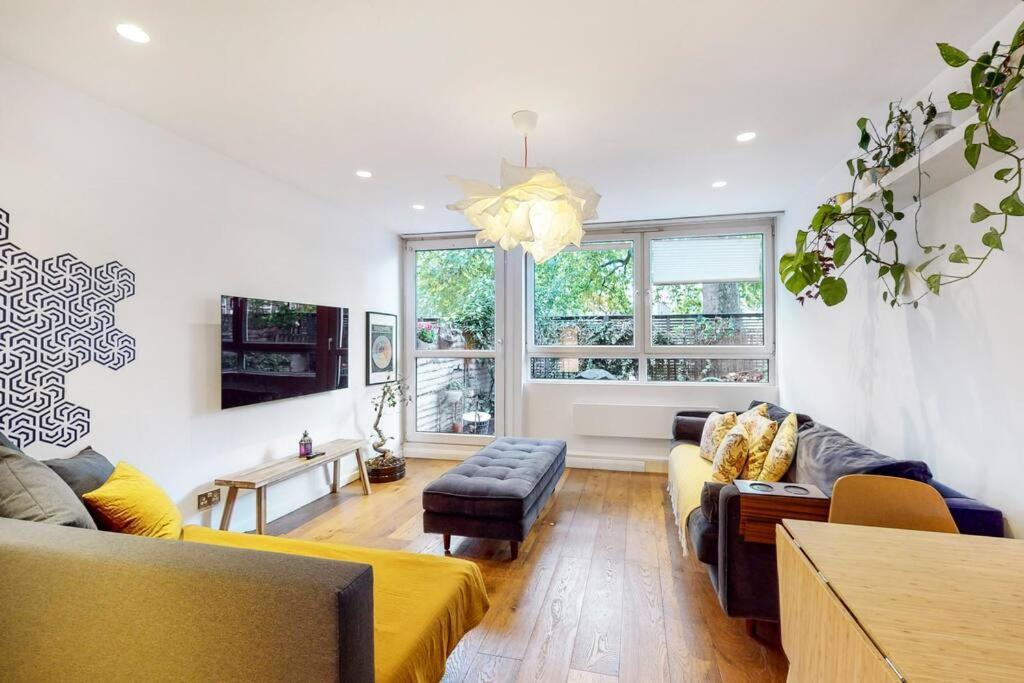 Charming 2-Bedroom Maisonette With Private Garden London Eksteriør billede