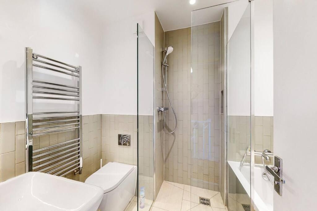 Charming 2-Bedroom Maisonette With Private Garden London Eksteriør billede
